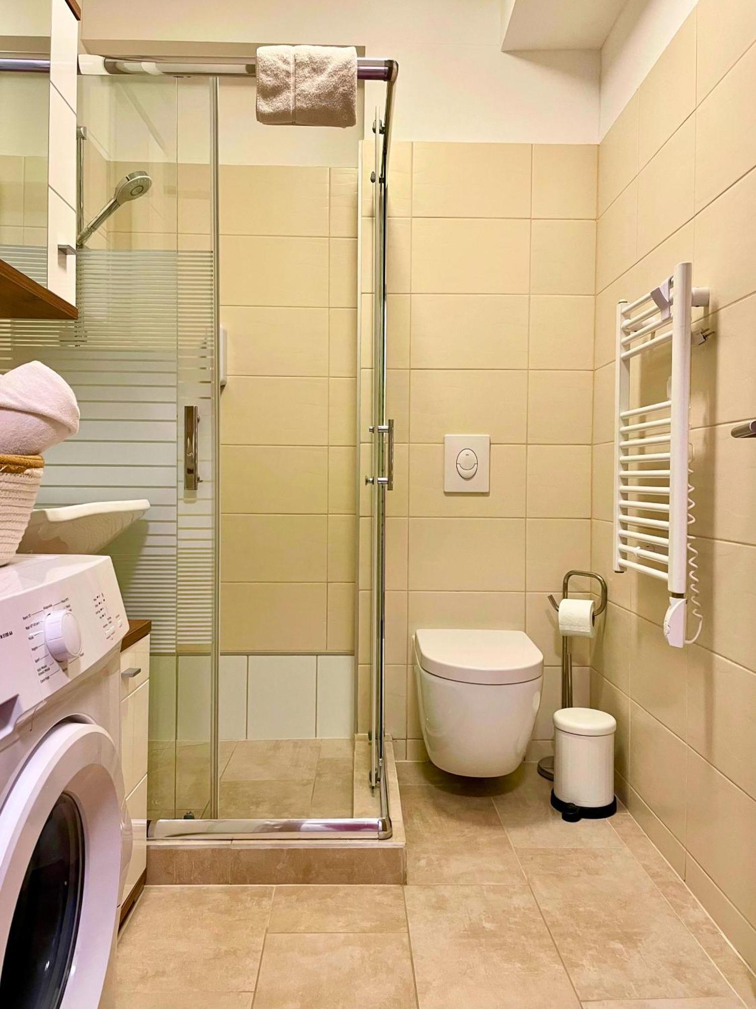 Leonardo50 Apartment Budapest Zimmer foto